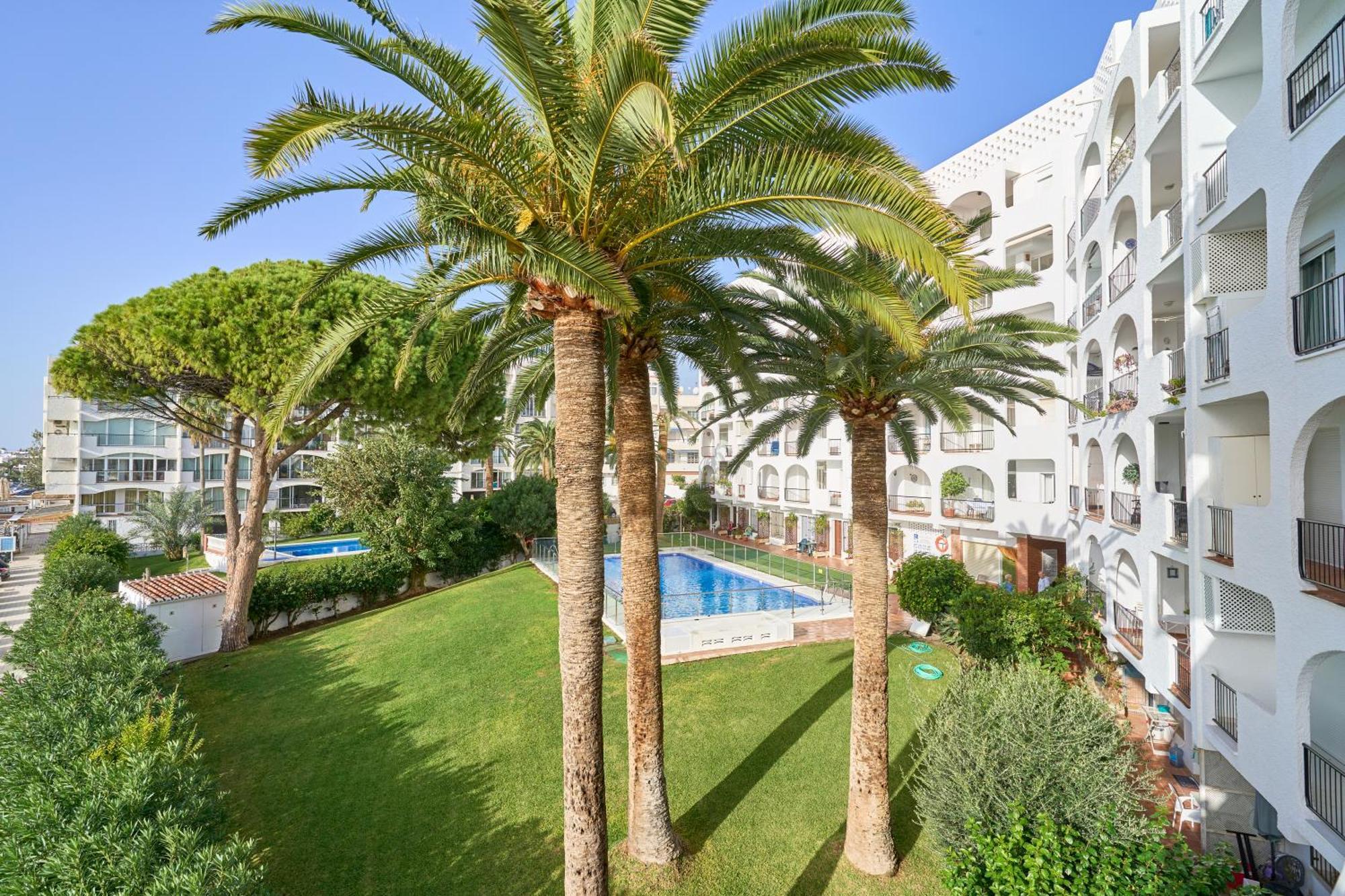 Spectacular Sea Views, 2 Bed,2 Bath Apartment Nerja Ngoại thất bức ảnh